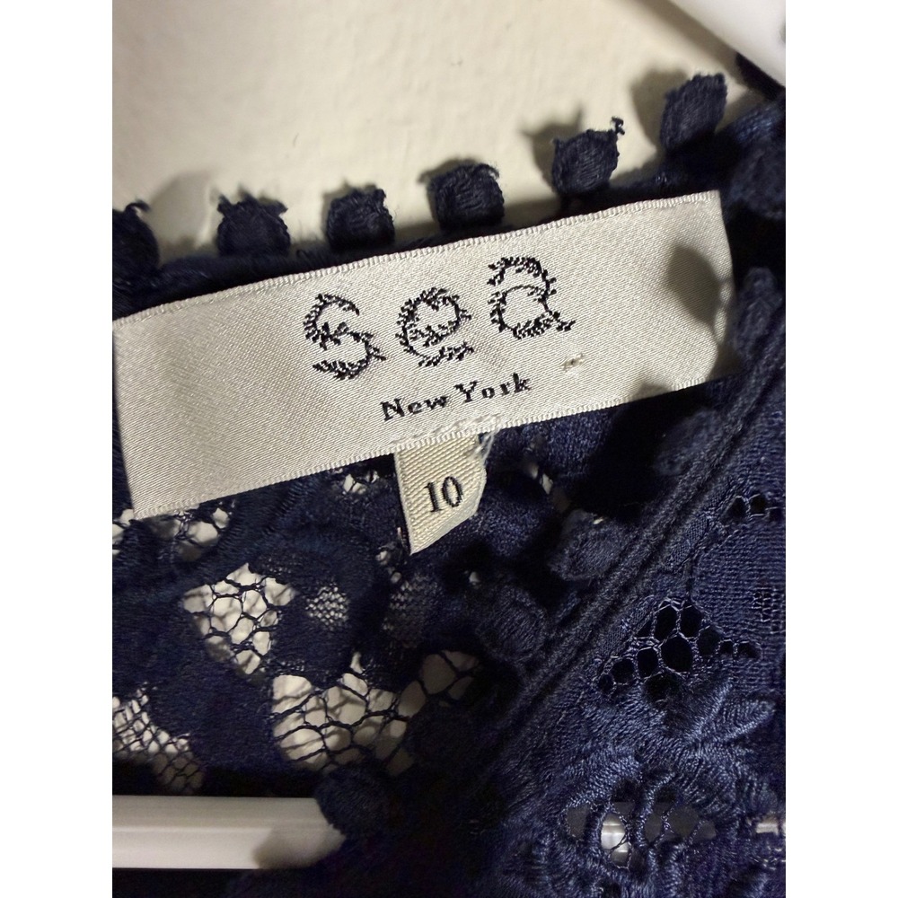 Sea New York Navy Lace Trimmed Cotton Eyelet Boho Blouse Top Size 10 - Picture 4 of 10